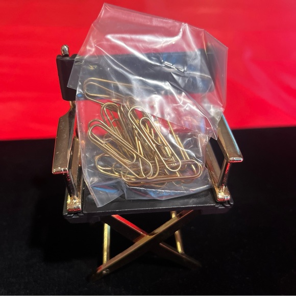 Ambassador Black Magnetic Paper Clip Chair. Brand new with gift box - Picture 1 of 11